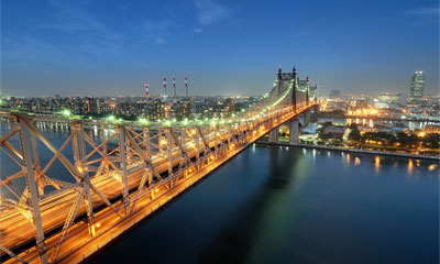Скачать обои: Панорамный вид с моста
