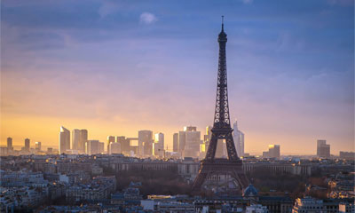 Скачать обои: Рассвет в Париже
